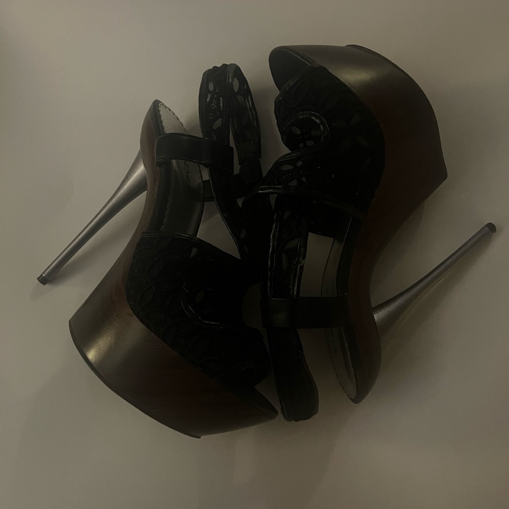 Bebe Heels Women’s Size 8